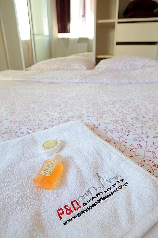 P&O Serviced Apartments Gdanski Station Варшава Екстериор снимка
