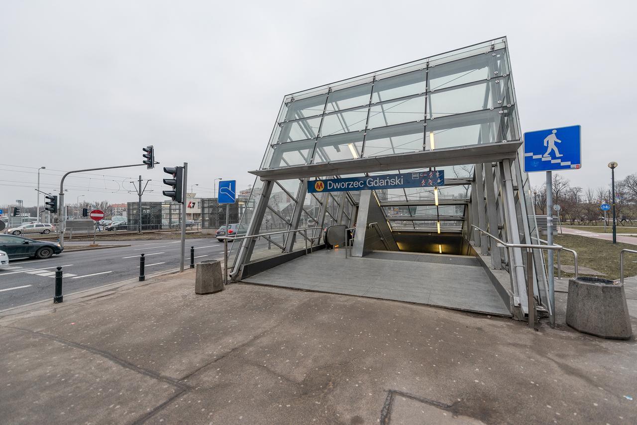P&O Serviced Apartments Gdanski Station Варшава Екстериор снимка