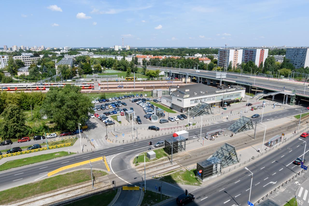 P&O Serviced Apartments Gdanski Station Варшава Екстериор снимка